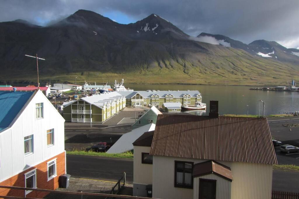 House With A Warm Soul In North Iceland Siglufjordur Buitenkant foto
