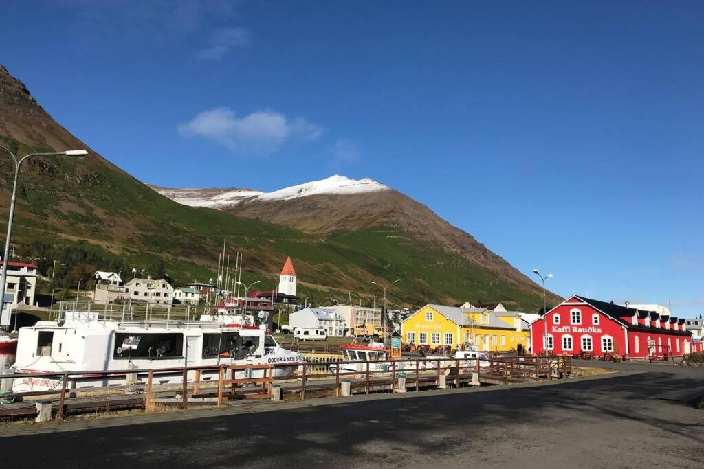 House With A Warm Soul In North Iceland Siglufjordur Buitenkant foto